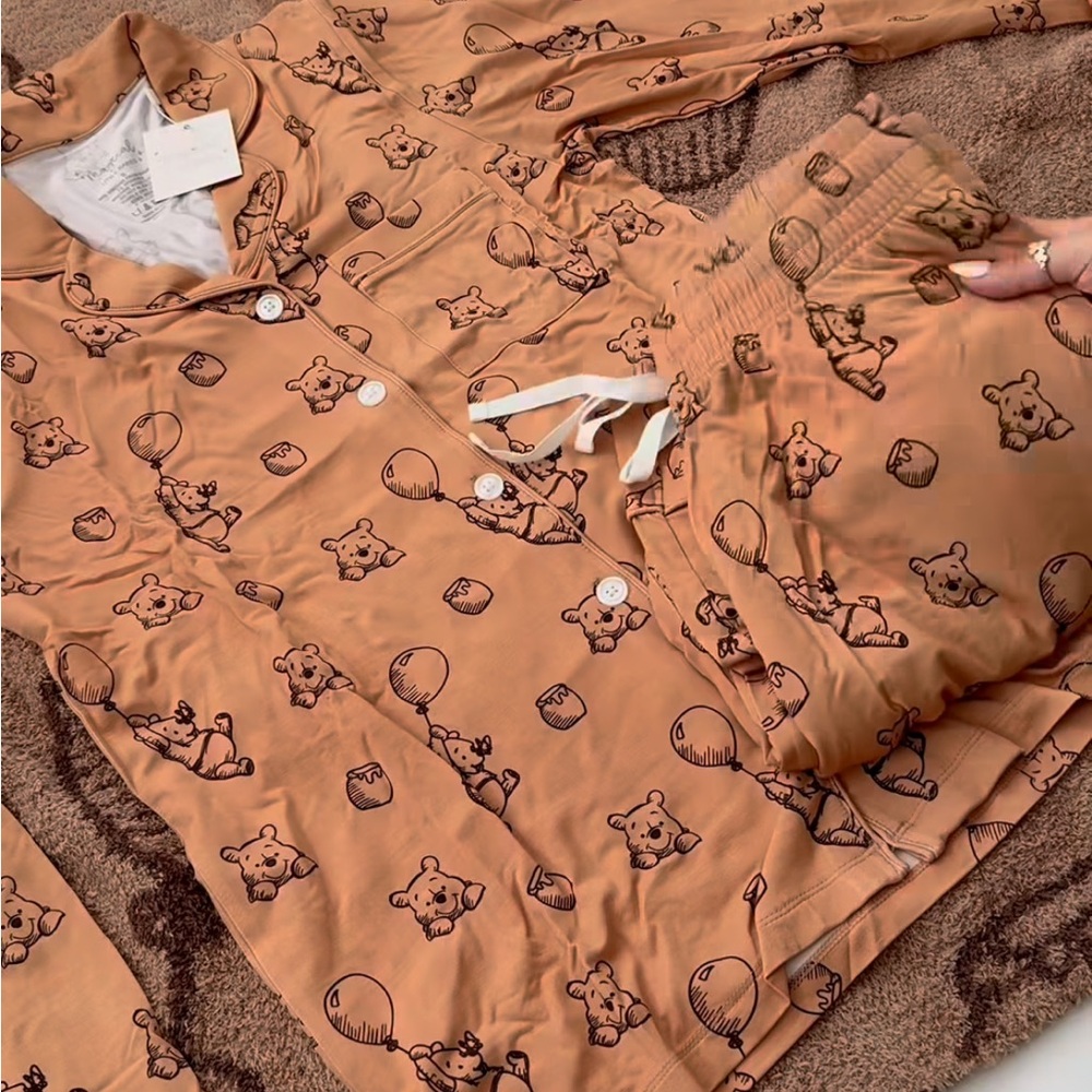 Winnie the Pooh Print Pajama Set